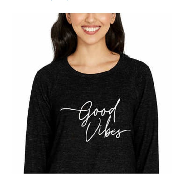 💓 Buffalo good vibes cozy top NWT - Picture 2 of 2
